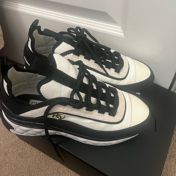 CHANEL Monochrome Athletic Shoes - Picture 3 of 6